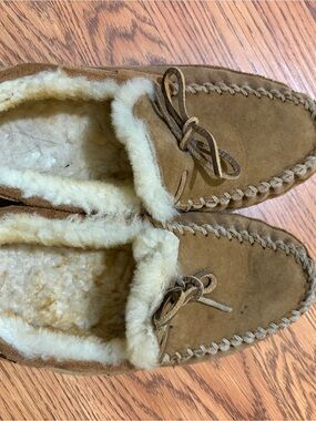 Men's LL Bean Shearling-Lined Suede Moccasin Slippers - Brown